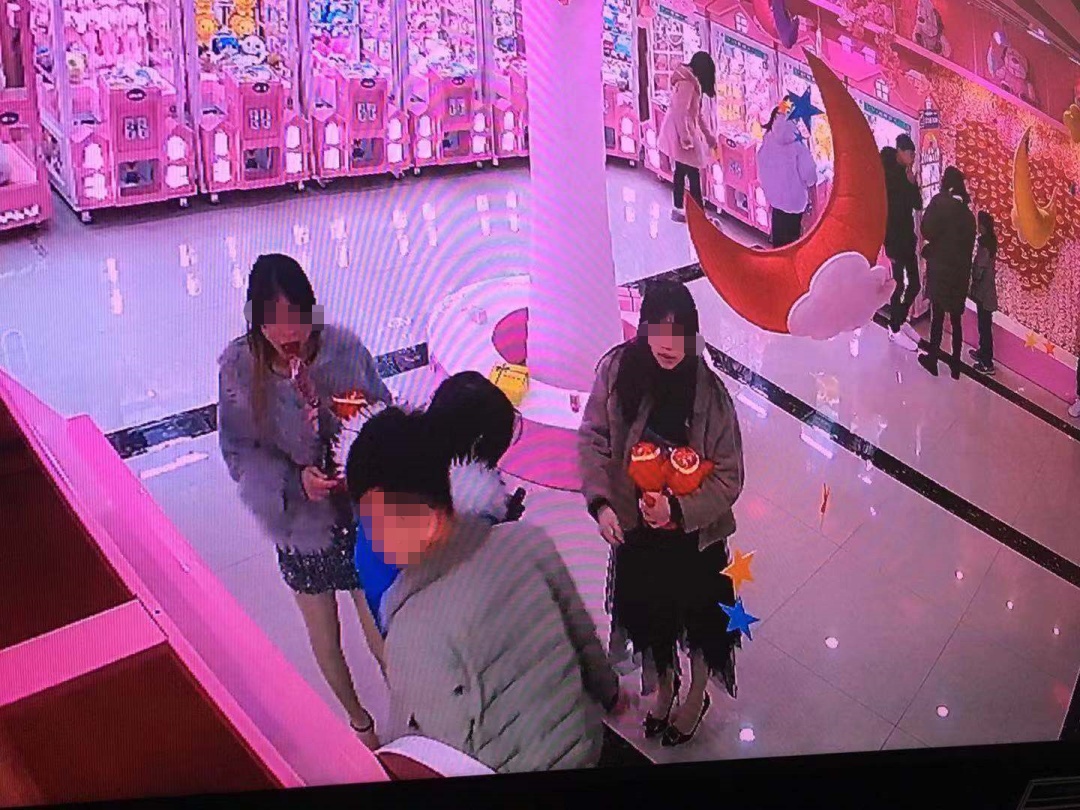 恭城这家店又丢东西了，居然是。。。监控记录完整过程！677 / 作者:爱生活爱美食 / 帖子ID:267456