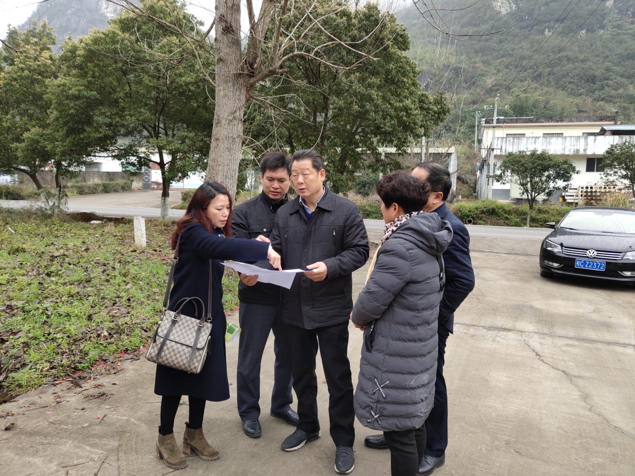 自治县人大常委会主任陈义军到企业调研963 / 作者:东门头人 / 帖子ID:267499