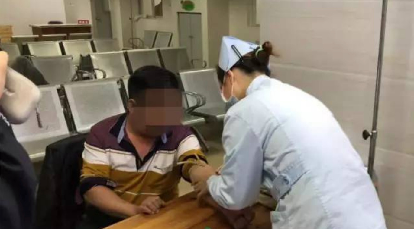 家有喜剧丨女儿停车撞了树，父亲：“我来！” 结果……760 / 作者:糕富帅 / 帖子ID:267521