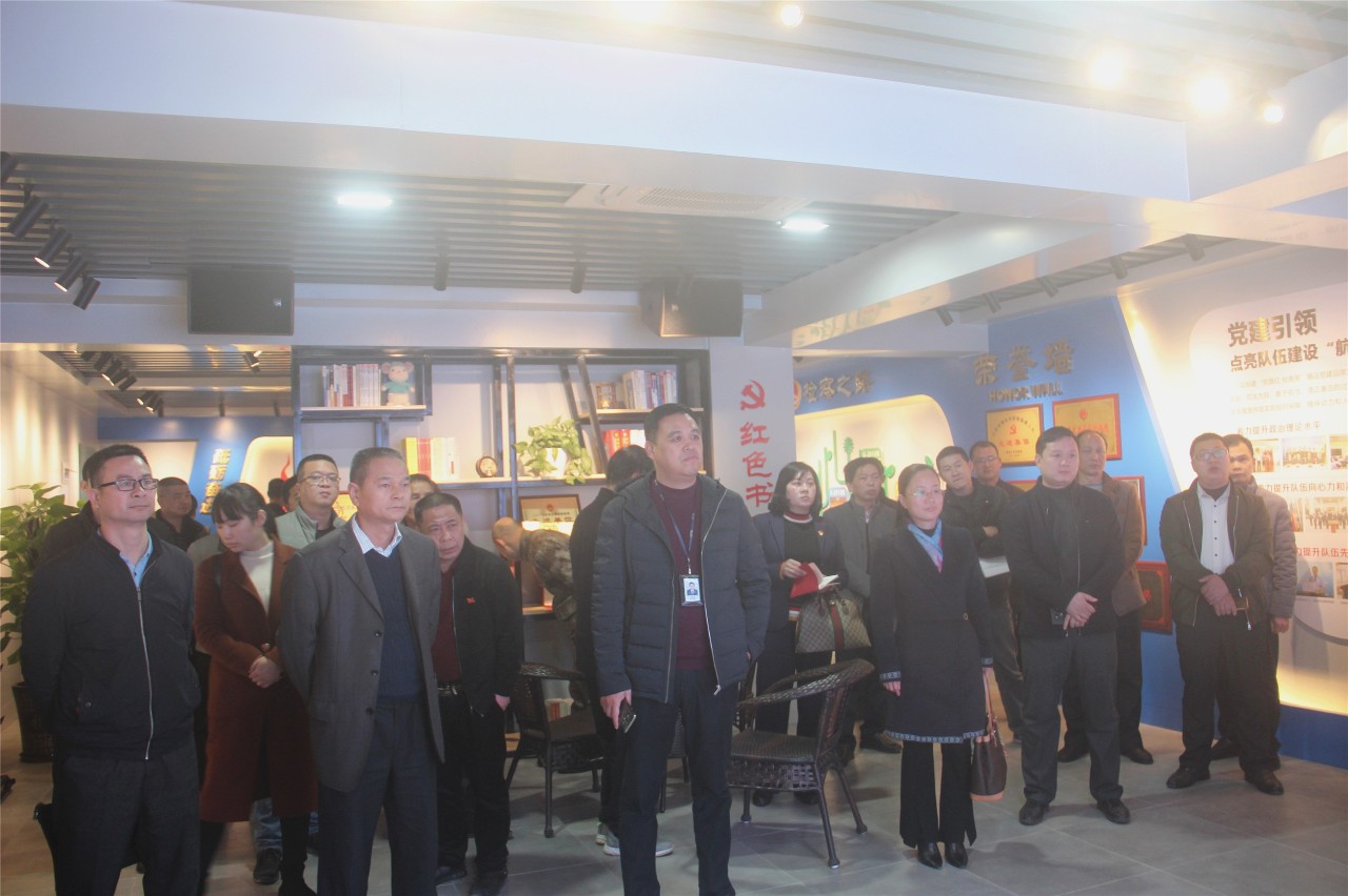 我县召开2019年全县综治平安建设暨扫黑除恶专项斗争工作会议（第一季度）311 / 作者:给点阳光就灿烂 / 帖子ID:267528