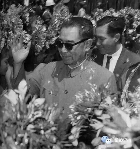 周恩来诞辰121周年：愿相会于中华腾飞世界时819 / 作者:深秋的落叶 / 帖子ID:267532
