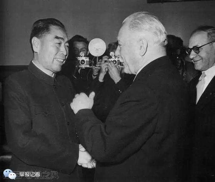 周恩来诞辰121周年：愿相会于中华腾飞世界时699 / 作者:深秋的落叶 / 帖子ID:267532