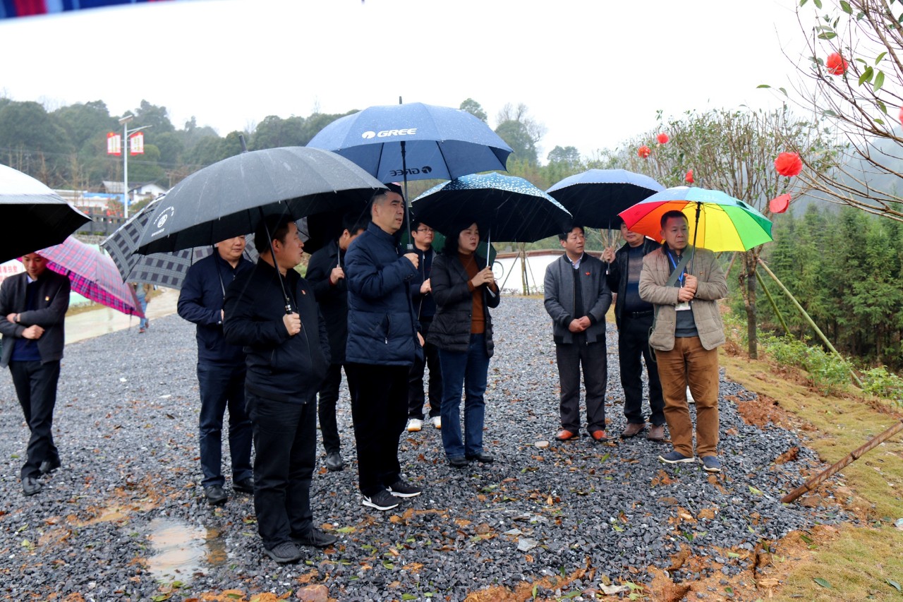 县委书记邓晓强就基层党建、中华优秀传统文化进农村、脱贫攻坚到三江乡深入调研853 / 作者:快乐至上 / 帖子ID:267569