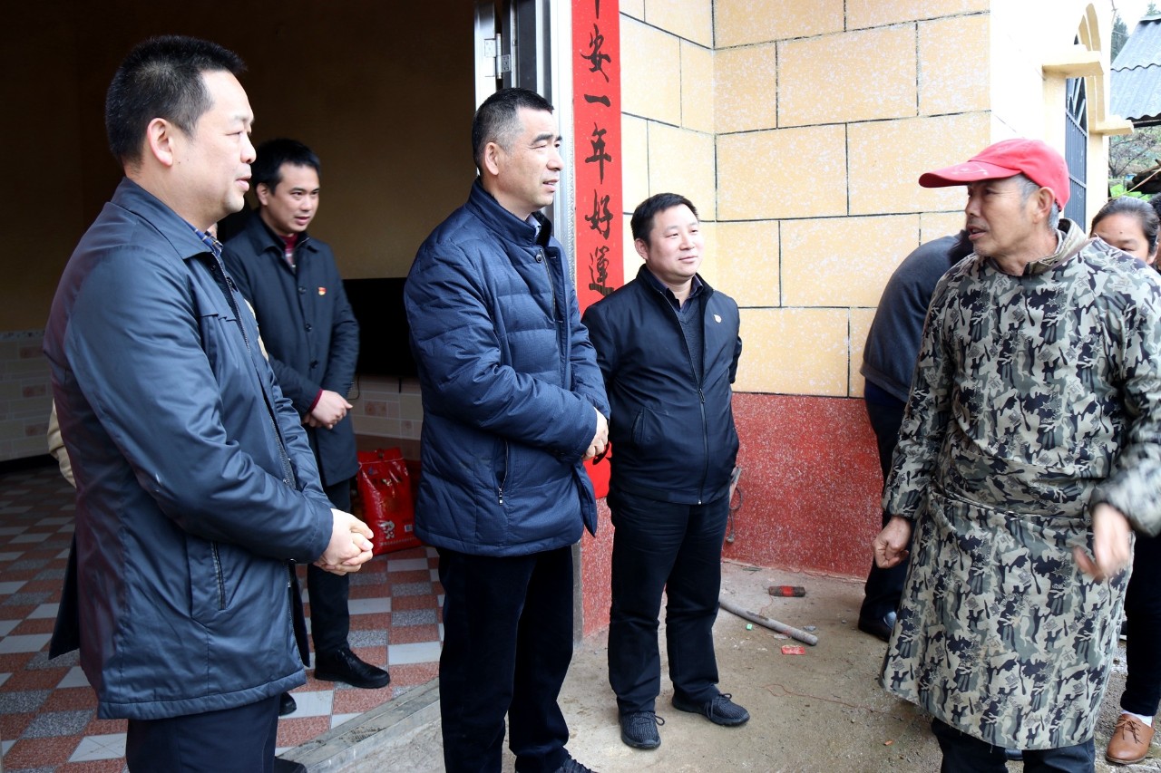 县委书记邓晓强就基层党建、中华优秀传统文化进农村、脱贫攻坚到三江乡深入调研681 / 作者:快乐至上 / 帖子ID:267569