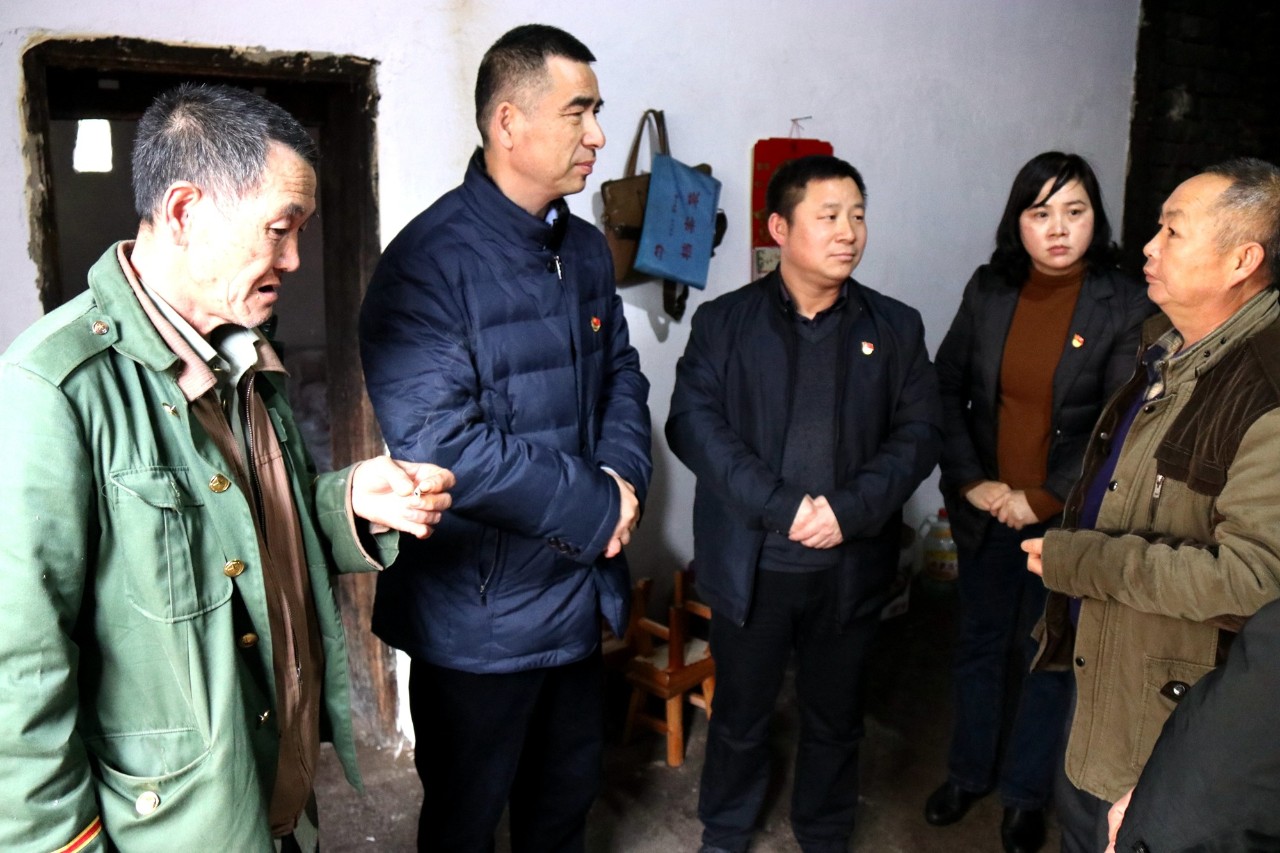 县委书记邓晓强就基层党建、中华优秀传统文化进农村、脱贫攻坚到三江乡深入调研942 / 作者:快乐至上 / 帖子ID:267569