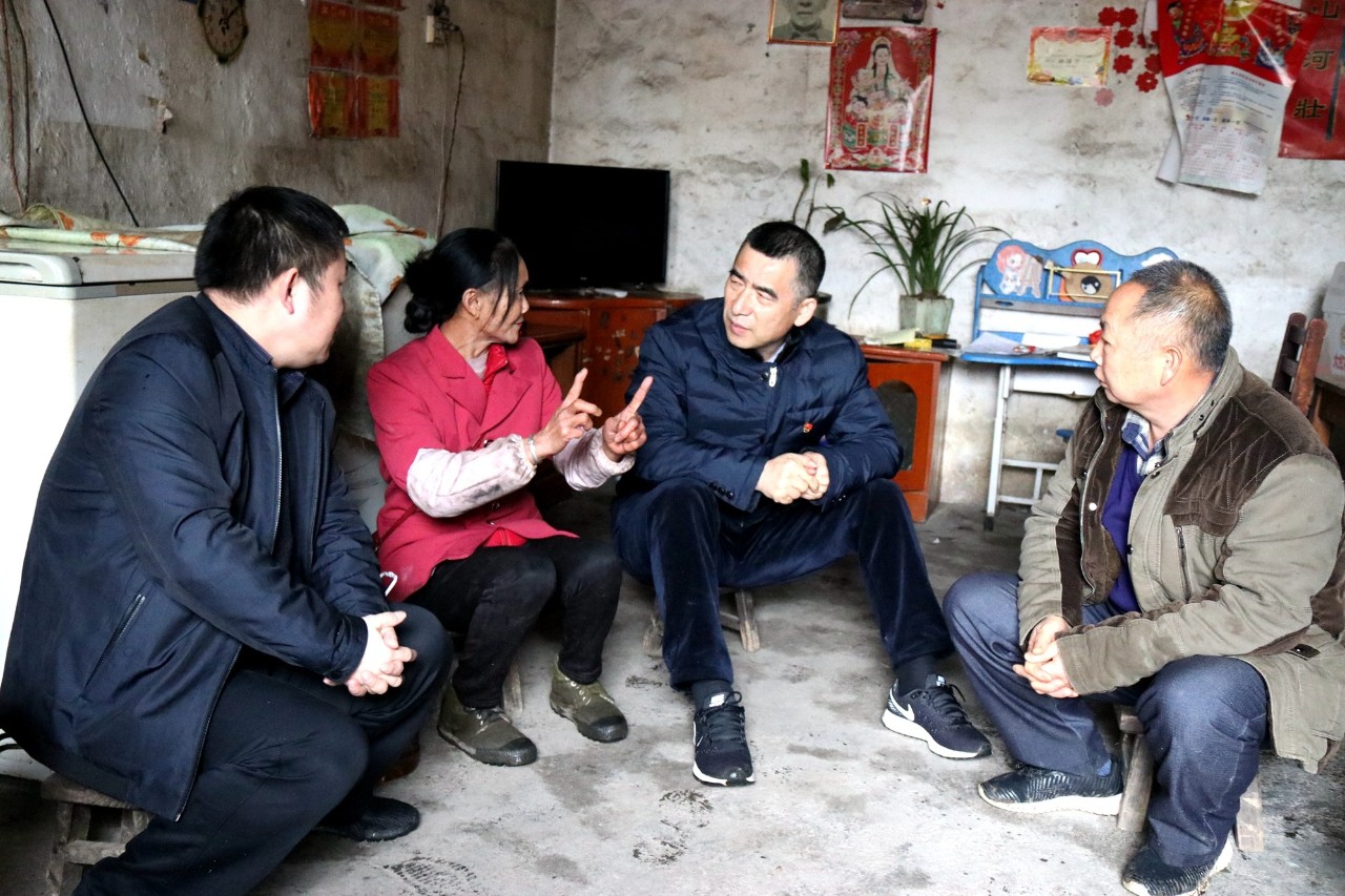 县委书记邓晓强就基层党建、中华优秀传统文化进农村、脱贫攻坚到三江乡深入调研972 / 作者:快乐至上 / 帖子ID:267569