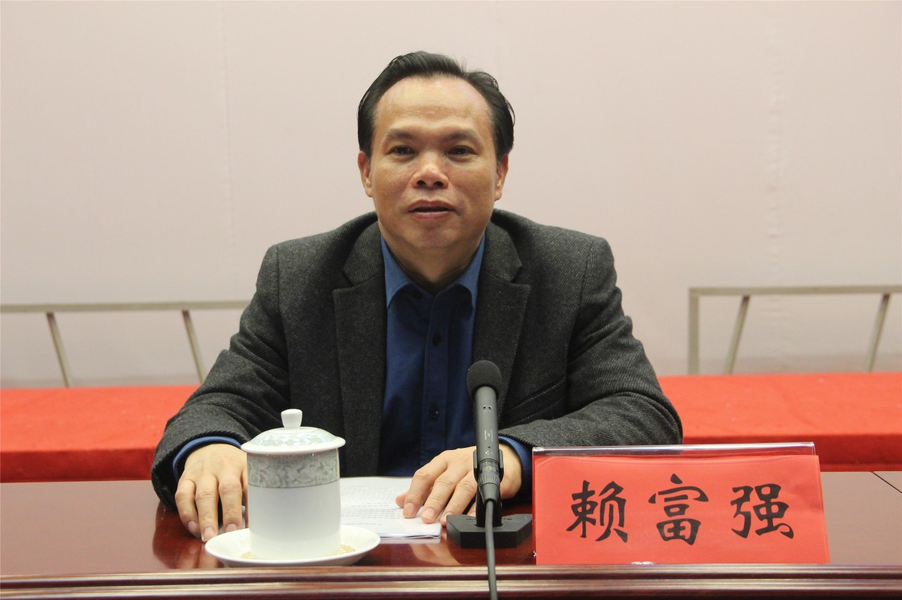全县旅游发展大会召开全面总结部署我县旅游发展工作423 / 作者:平安帅锅 / 帖子ID:267601