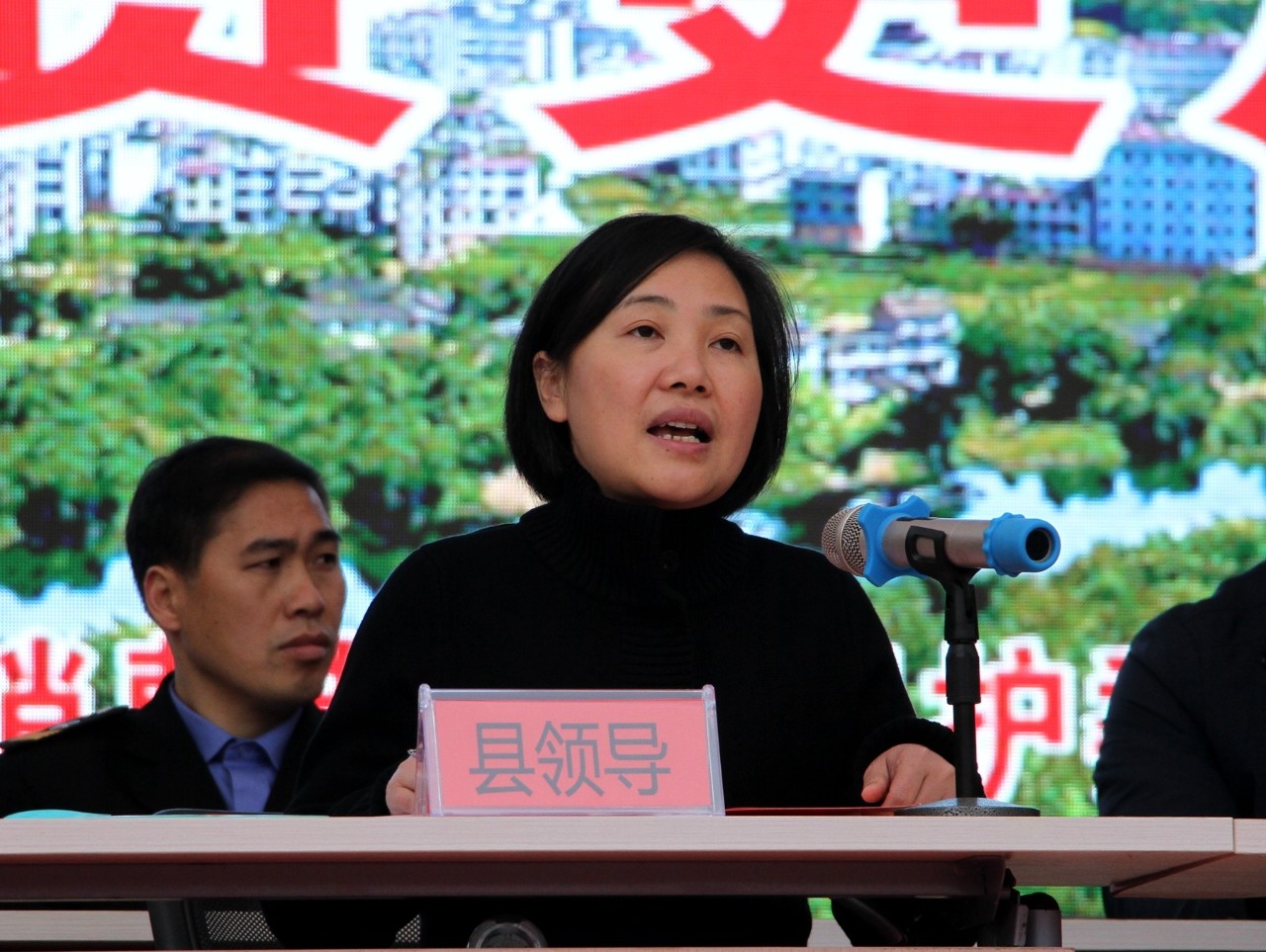 我县举行“信用让消费更放心” 3.15国际消费者权益保护日主题宣传活动550 / 作者:爱生活爱美食 / 帖子ID:267628