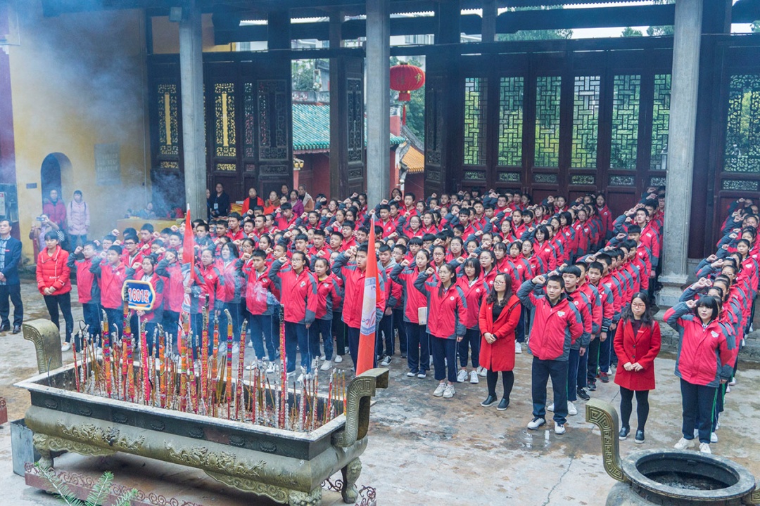 恭城民族实验初级中学：中考百日冲刺，誓师大会！523 / 作者:等风十里 / 帖子ID:267635