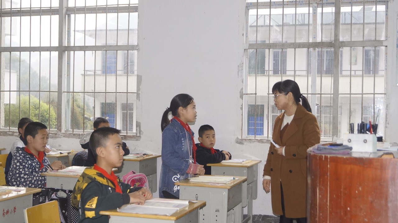 西岭：送教下乡助成长 温暖山区学子心444 / 作者:桂花糕 / 帖子ID:267663