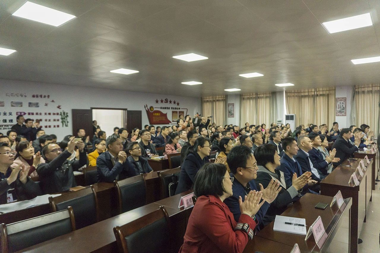 民盟“守护天使工程”广西启动仪式今日在恭城县人民医院举行250 / 作者:边吃边拉 / 帖子ID:267676