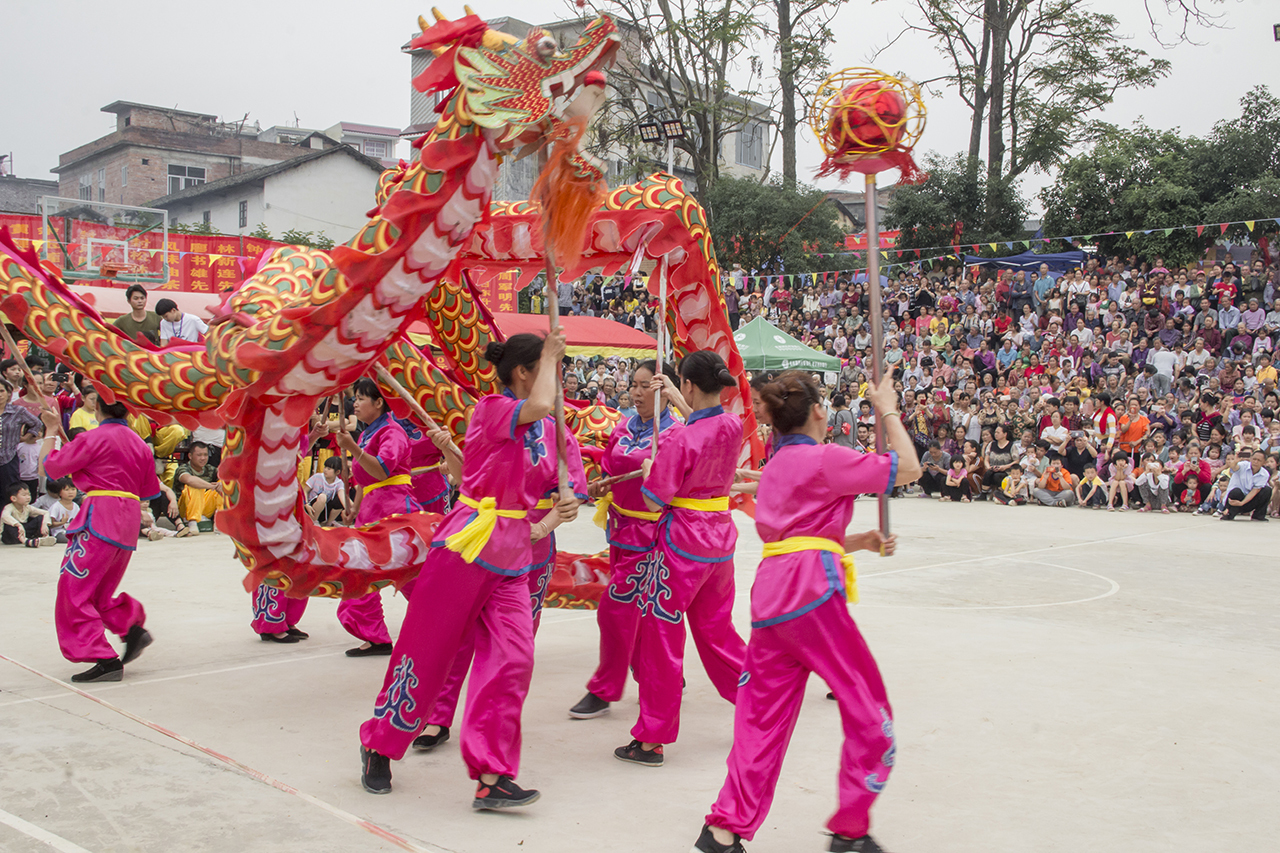 莲花老圩农历四月初八“公明”文化节盛况再现！现场人山人海，热闹非凡！607 / 作者:深秋的落叶 / 帖子ID:267894