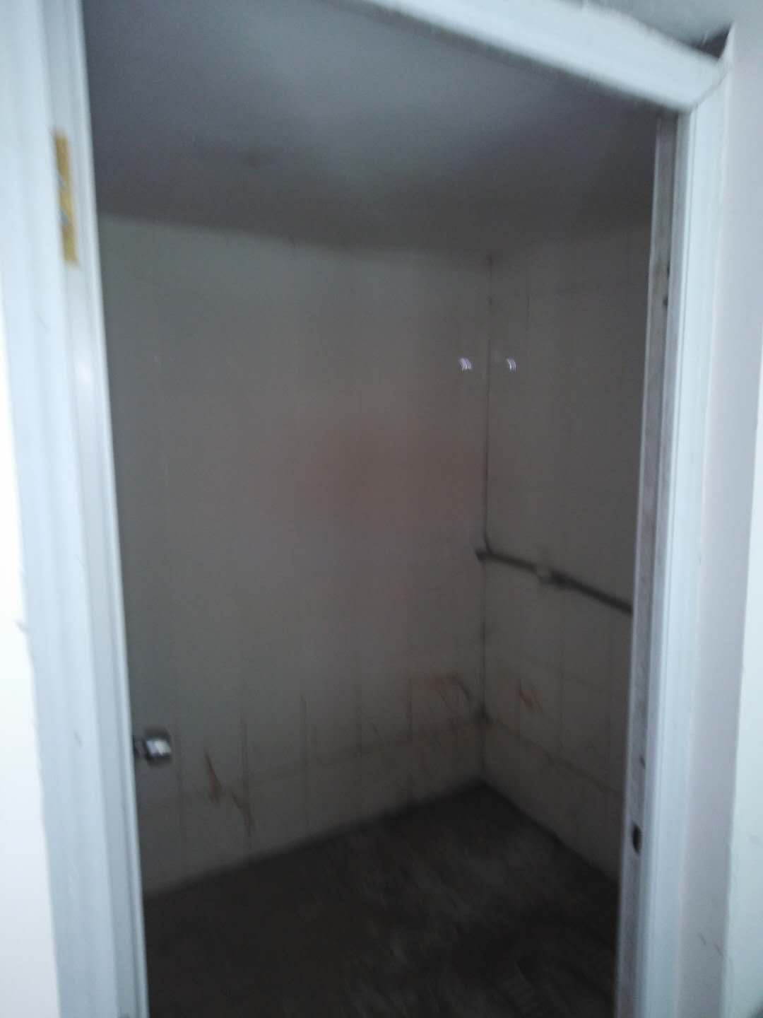 滨江苑三区单间（三小旁）692 / 作者:莫建明 / 帖子ID:268065