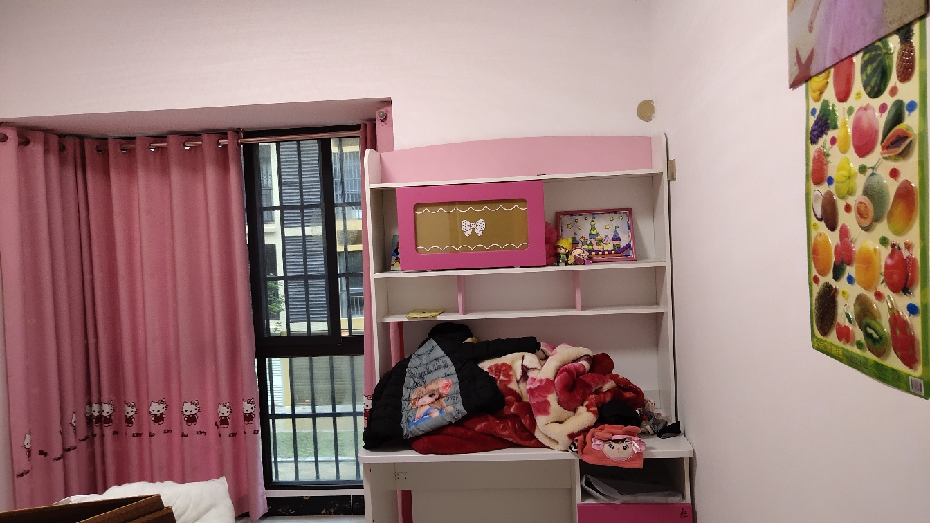 壹号公馆一楼，装修一年，家具家电一起，拎包可以入住826 / 作者:倾城一笑 / 帖子ID:268187