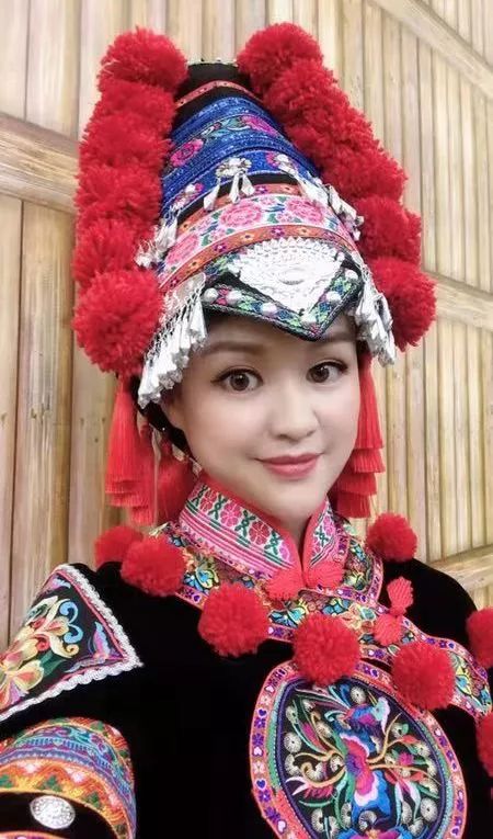 恭城籍歌唱演员李雪将恭城油茶推荐给了全国观众！778 / 作者:一条龙 / 帖子ID:268466