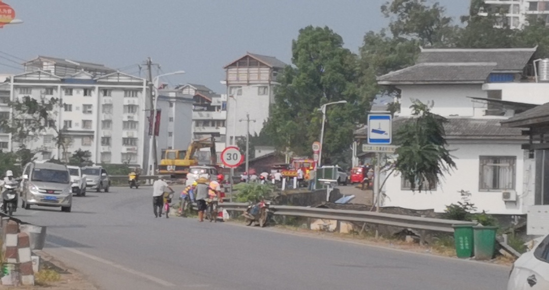 江贝村这段路，拖了多年终于开工了。885 / 作者:2支棒棒糖 / 帖子ID:268882