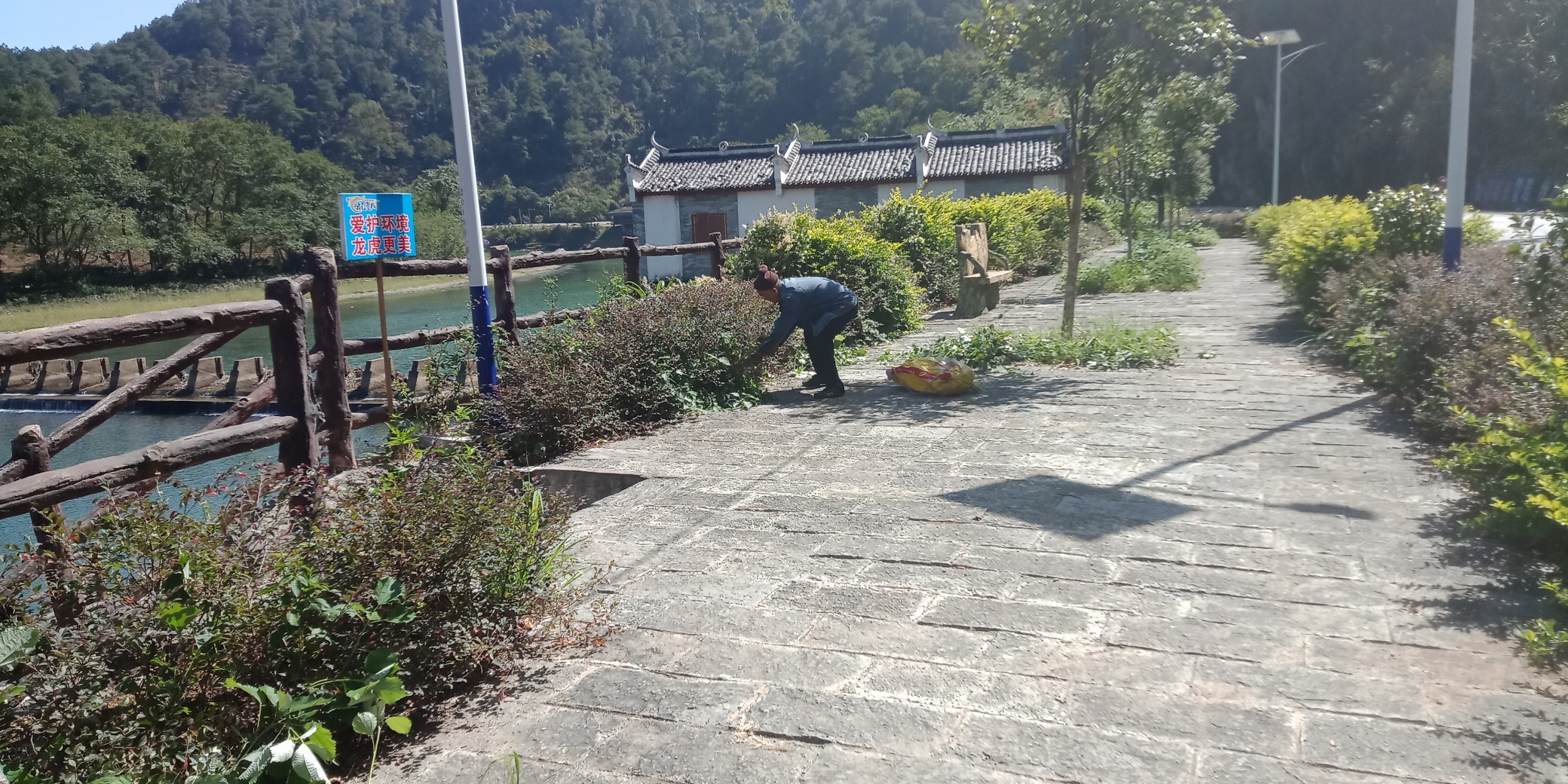 有谁认识这位古稀老人370 / 作者:荣哥 / 帖子ID:269252