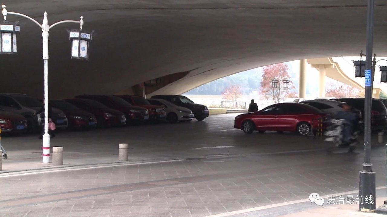 停车场经营权“竞标”竟然价低者得?桂林一国企被质疑“表演”招标751 / 作者:一条龙 / 帖子ID:269817