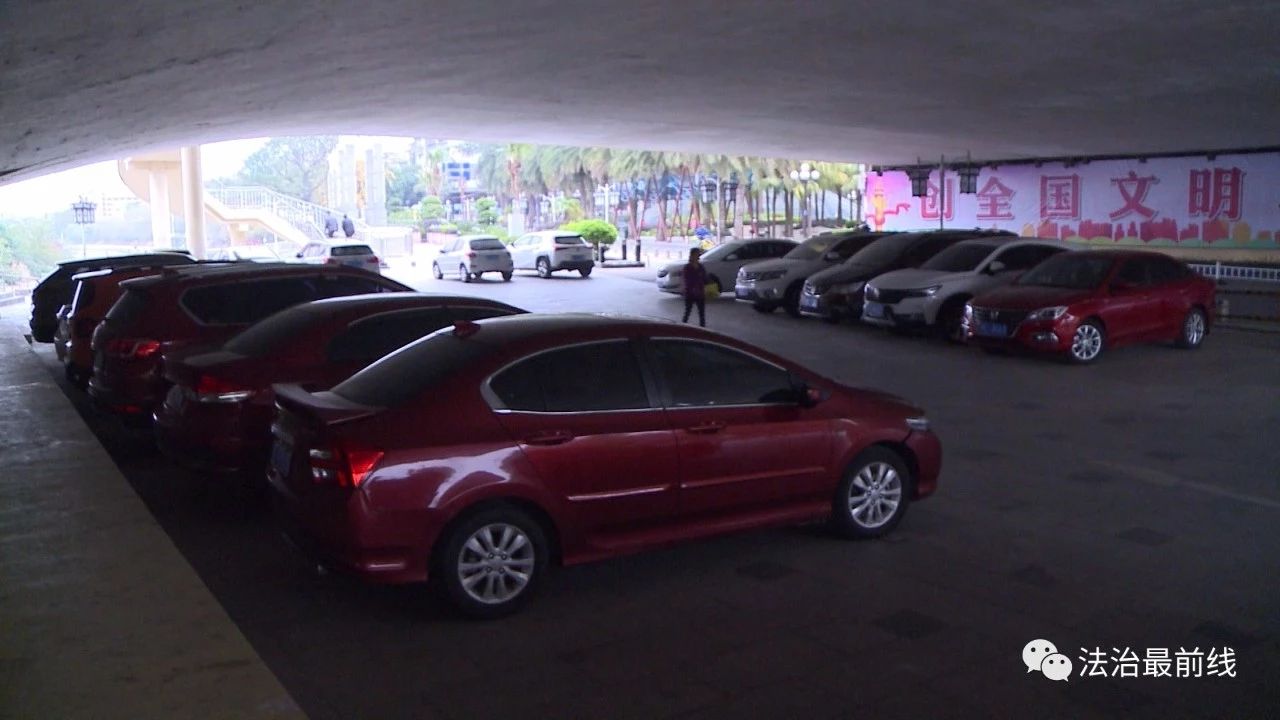 停车场经营权“竞标”竟然价低者得?桂林一国企被质疑“表演”招标415 / 作者:一条龙 / 帖子ID:269817