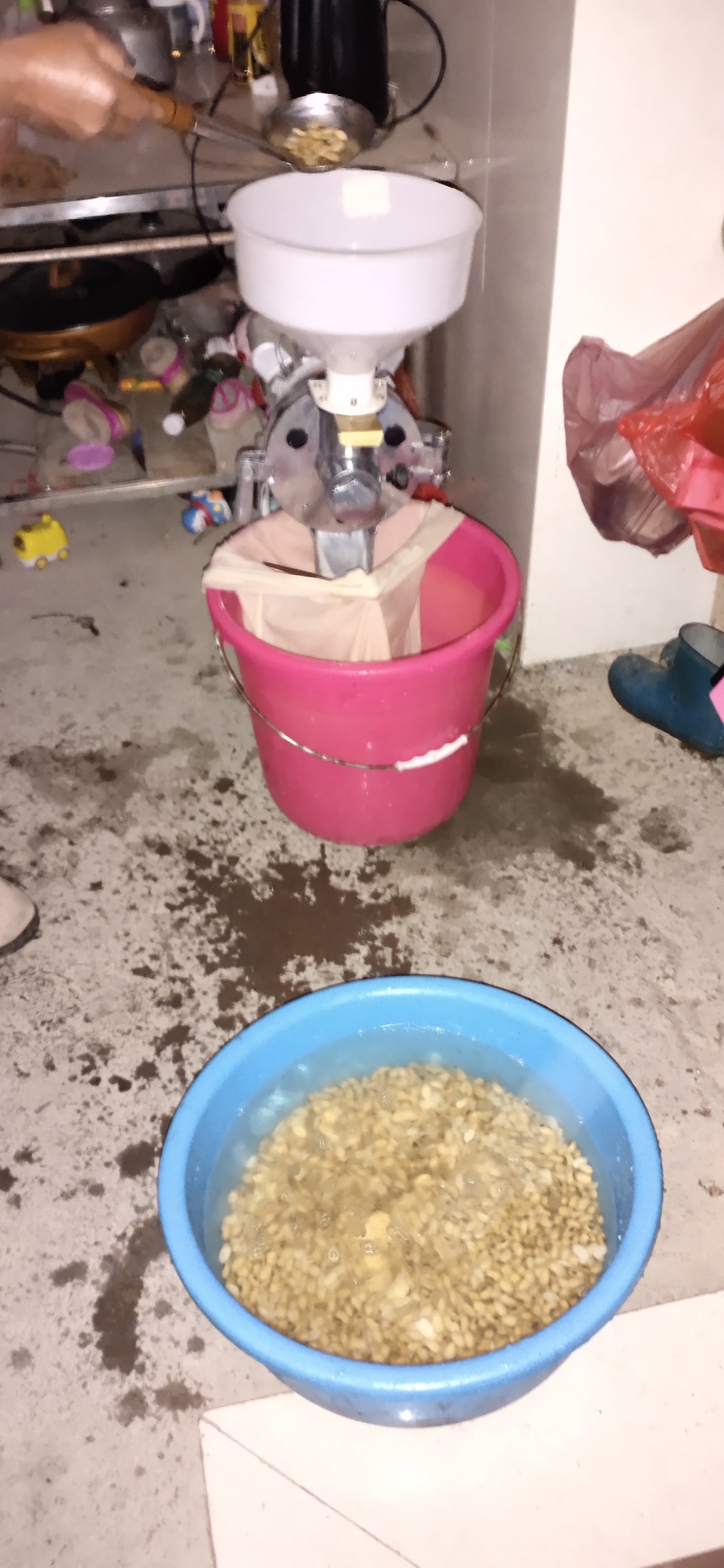 冬季雨天空闲，自做豆腐调换一下口味955 / 作者:瑤人老李 / 帖子ID:269854