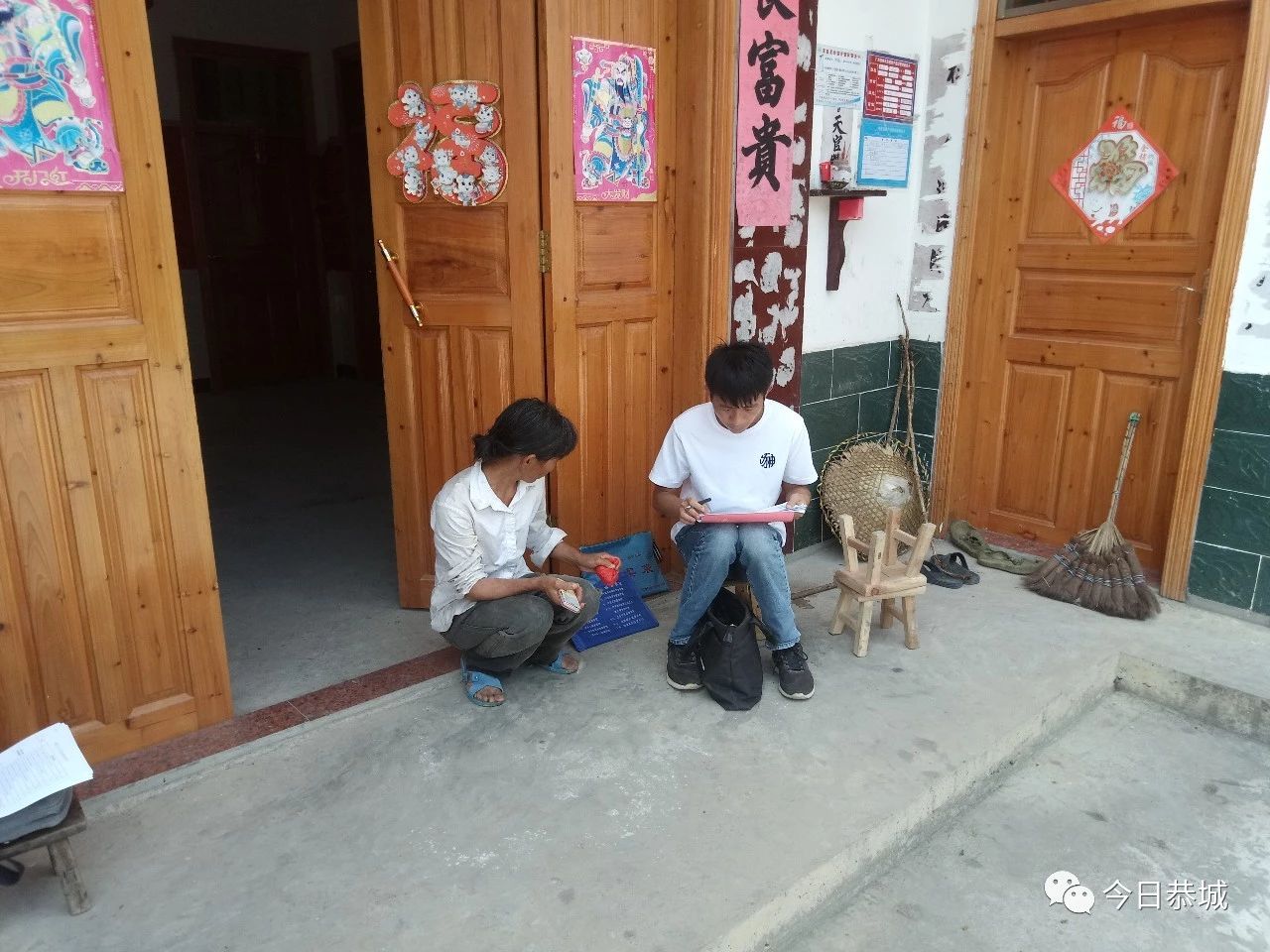 恭城有这么一个人，在脱贫攻坚途中意外受伤入院   躺在病床上他却这样说。。。846 / 作者:登山涉水 / 帖子ID:269927