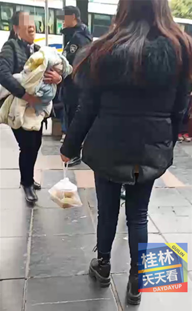 桂林博爱医院门口，一女子抱着死婴哭得撕心裂肺，发生了什么？561 / 作者:宇宙无限 / 帖子ID:270064