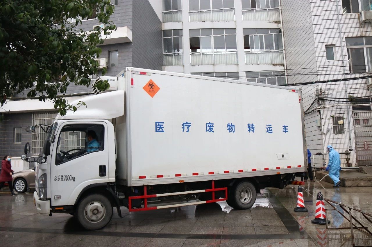 恭城废弃口罩专用垃圾桶“上岗”586 / 作者:论坛小编01 / 帖子ID:270507