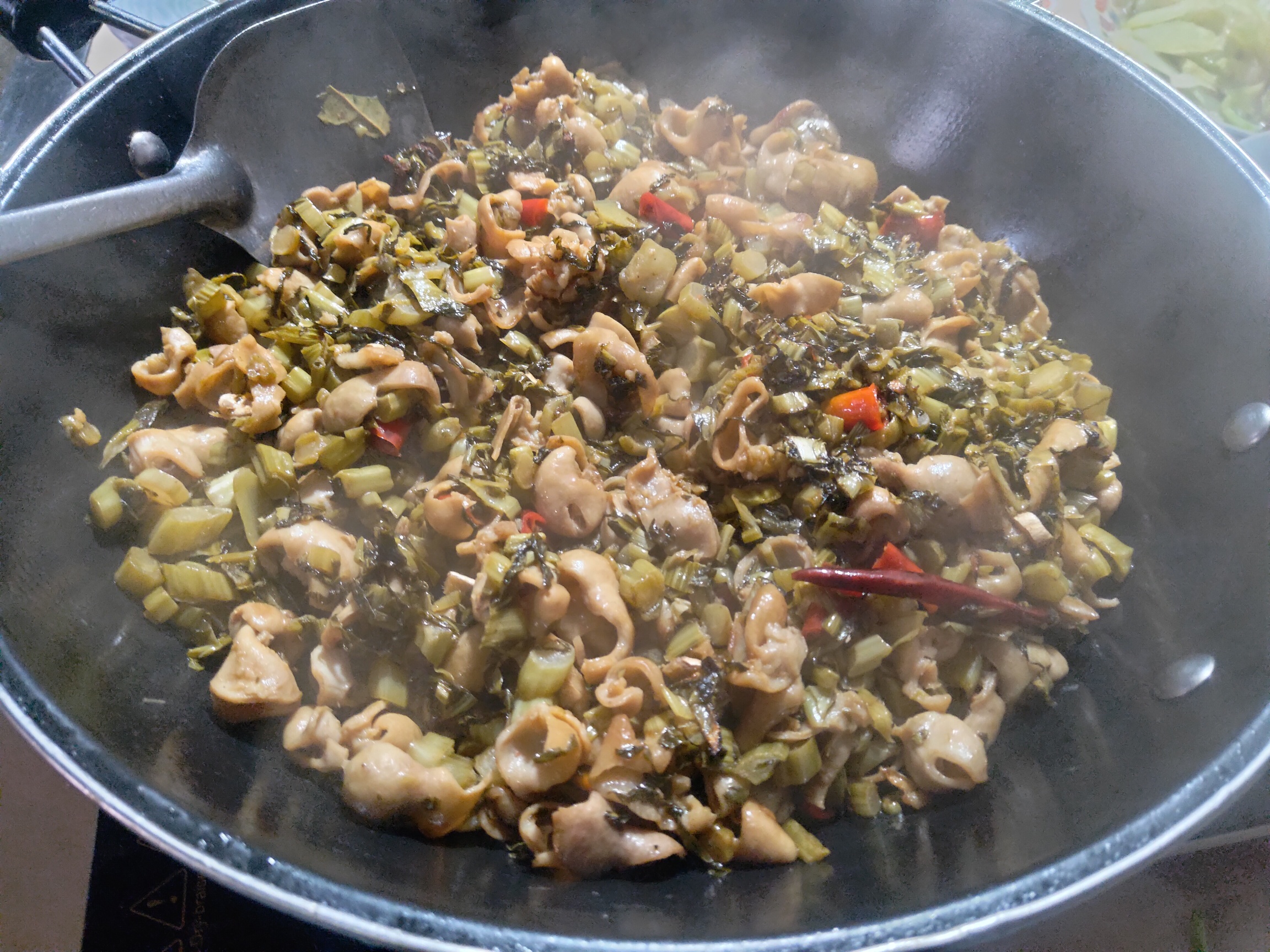 酸菜炒大肠392 / 作者:四块五的妞 / 帖子ID:270762