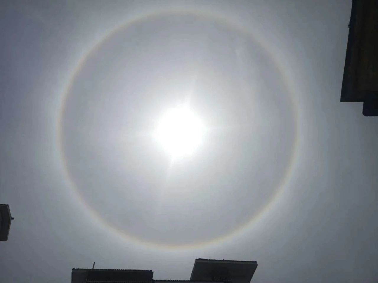 今天，桂林天空出现罕见奇观！朋友圈已炸锅，你看到了吗？450 / 作者:登山涉水 / 帖子ID:271356