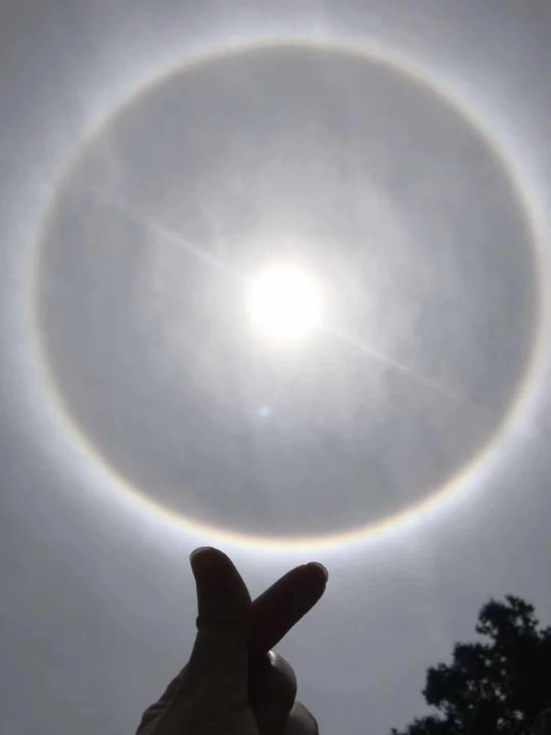 今天，桂林天空出现罕见奇观！朋友圈已炸锅，你看到了吗？88 / 作者:登山涉水 / 帖子ID:271356