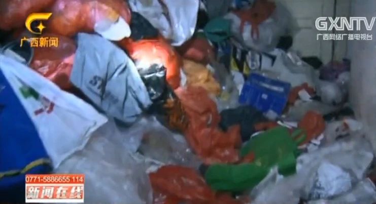 糟心！桂林一居民家中垃圾成堆，15吨垃圾车三趟才清完！844 / 作者:登山涉水 / 帖子ID:271775