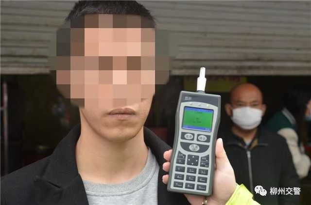 1死2伤！广西一22岁男司机连撞3名女子，原因竟是这个！126 / 作者:普通人物怨 / 帖子ID:272212