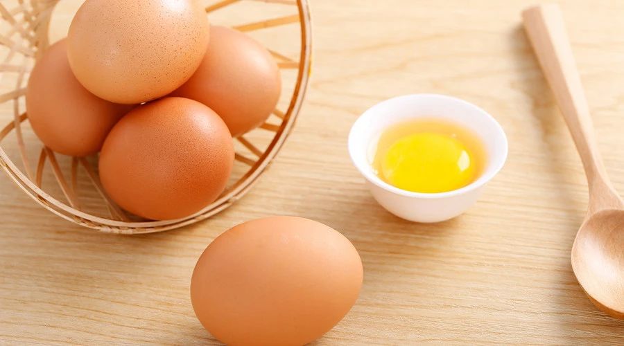 鸡蛋、鸭蛋、鹅蛋、鹌鹑蛋，营养差别这么大，不知道亏大了！222 / 作者:YKJNzVqH / 帖子ID:272307
