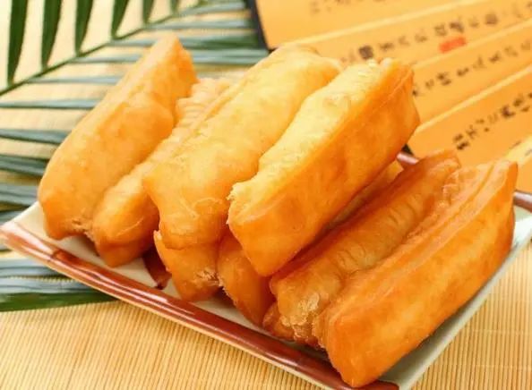 为什么炸油条需要“两”根呢？这个传说你得知道，太有意思了！811 / 作者:華大夫 / 帖子ID:272360