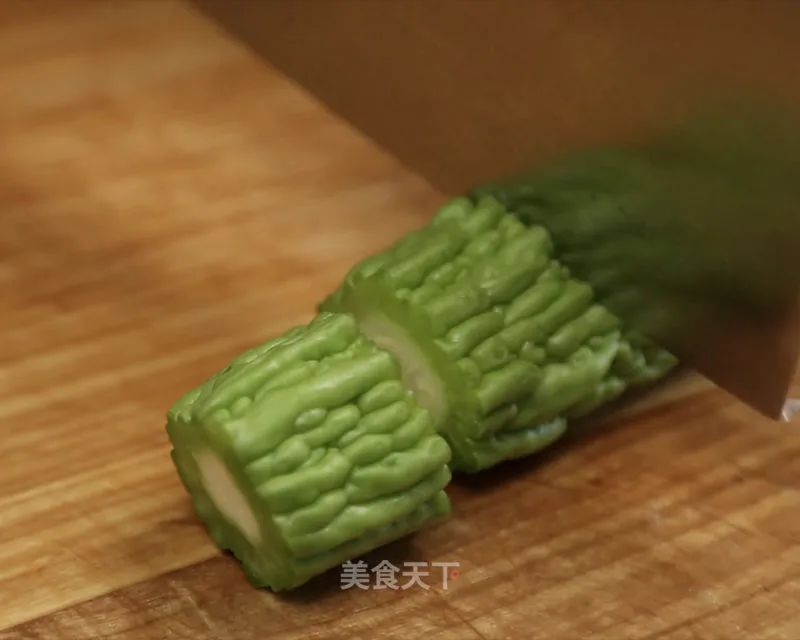 去火！去火！去火！苦瓜这样做，好吃又不苦，清热去火，特别适合夏天！433 / 作者:華大夫 / 帖子ID:272384