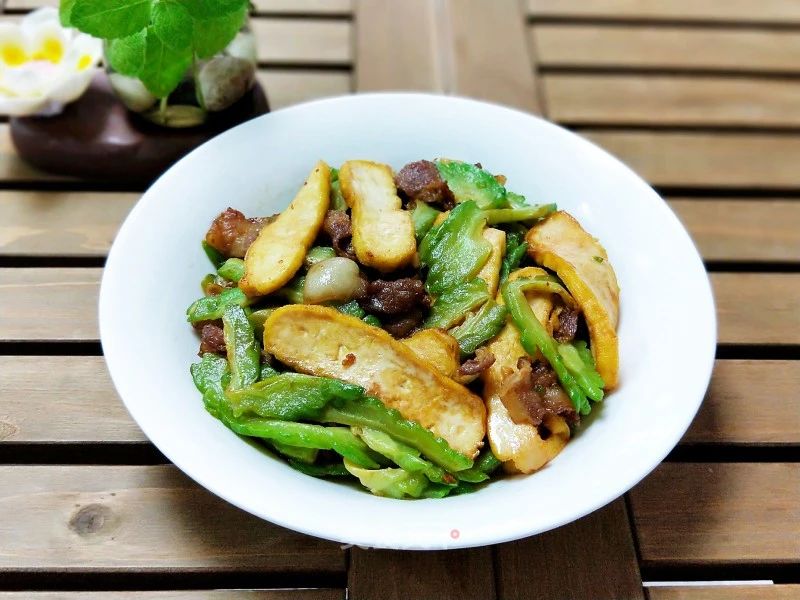 去火！去火！去火！苦瓜这样做，好吃又不苦，清热去火，特别适合夏天！0 / 作者:華大夫 / 帖子ID:272384