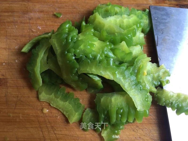 去火！去火！去火！苦瓜这样做，好吃又不苦，清热去火，特别适合夏天！845 / 作者:華大夫 / 帖子ID:272384