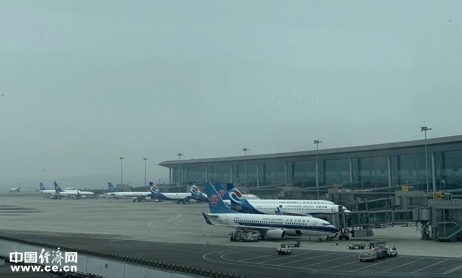 女子遭遇900次延误航班，获赔300余万元！真相令人目瞪口呆573 / 作者:儿时的回忆 / 帖子ID:272420