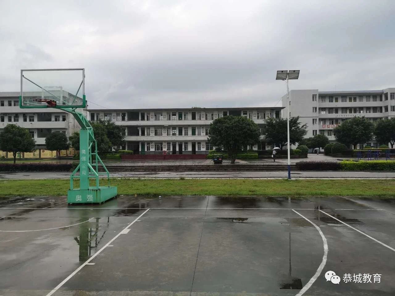 嘉会镇初级中学开展校园安全隐患排查  扎实做好校园安全工作103 / 作者:论坛小编04 / 帖子ID:272639