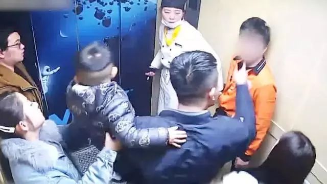 现在的社会，你还敢培养孩子做善良的好孩子吗？父母：很犹豫893 / 作者:YKJNzVqH / 帖子ID:272873