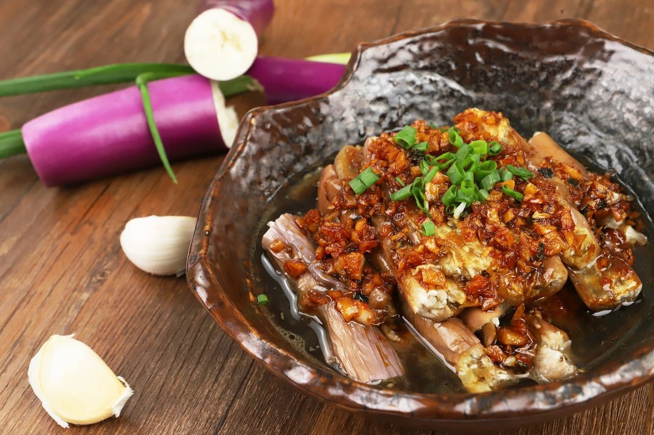 今天吃什么？荤素一体的肉酿茄子，一盘菜就搞定一顿饭~491 / 作者:YKJNzVqH / 帖子ID:272974