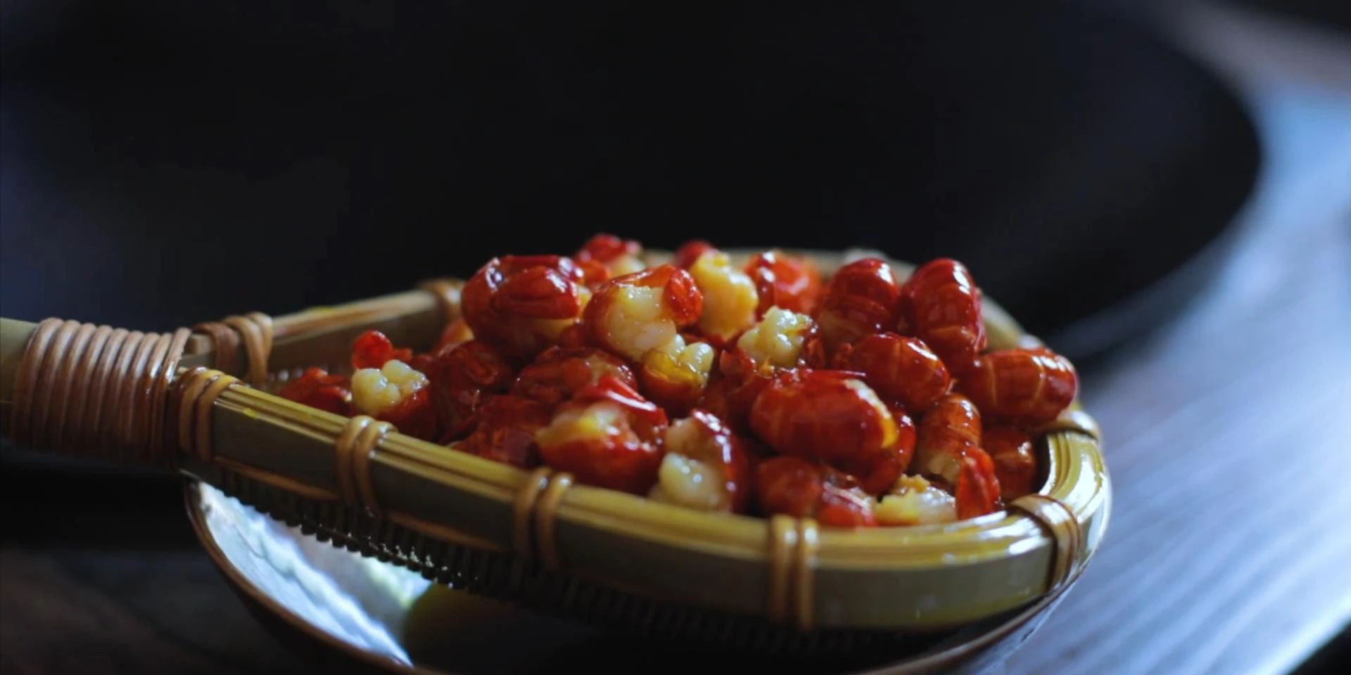 李子柒：油菜丰收季，用新榨的菜籽油做一桌香喷喷的风味小食748 / 作者:向向Angel / 帖子ID:273067