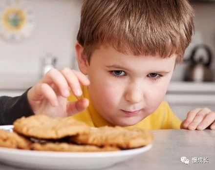 “妈，我可以吃零食吗？”你的态度，可能影响孩子一生。51 / 作者:雨云儿 / 帖子ID:273285