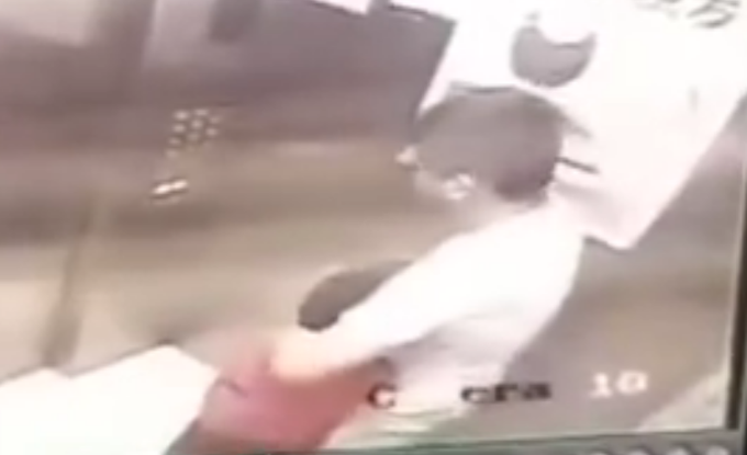 成都殴打8岁男童17岁嫌疑人已被刑拘，地下室暴打两小时263 / 作者:Killua / 帖子ID:273343