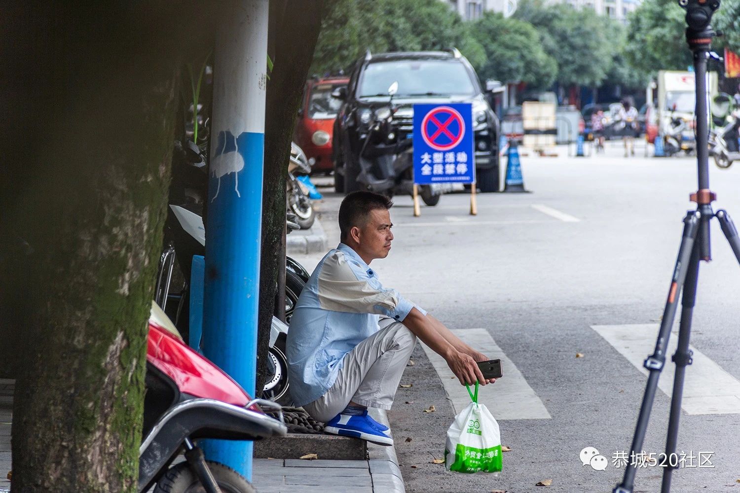 恭城高三学子奔赴考场，现场直击高考首日的一幕幕...880 / 作者:论坛小编01 / 帖子ID:273849