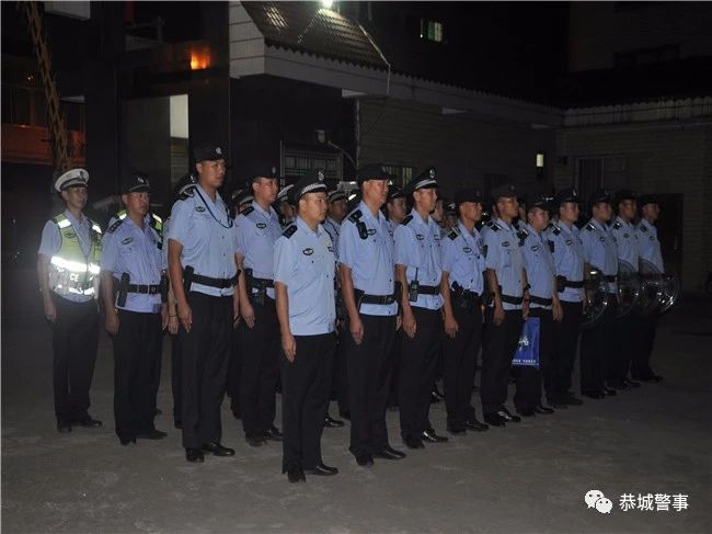 恭城警方出动100余人，抓获犯罪嫌疑人......643 / 作者:普通人物怨 / 帖子ID:274000