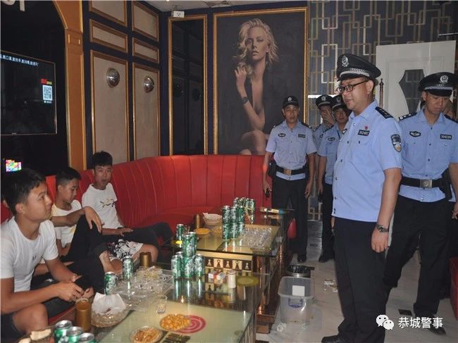 恭城警方出动100余人，抓获犯罪嫌疑人......812 / 作者:普通人物怨 / 帖子ID:274000
