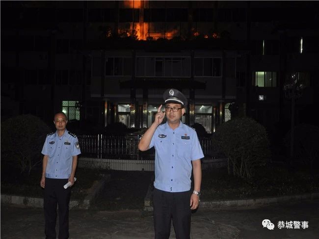 恭城警方出动100余人，抓获犯罪嫌疑人......309 / 作者:普通人物怨 / 帖子ID:274000