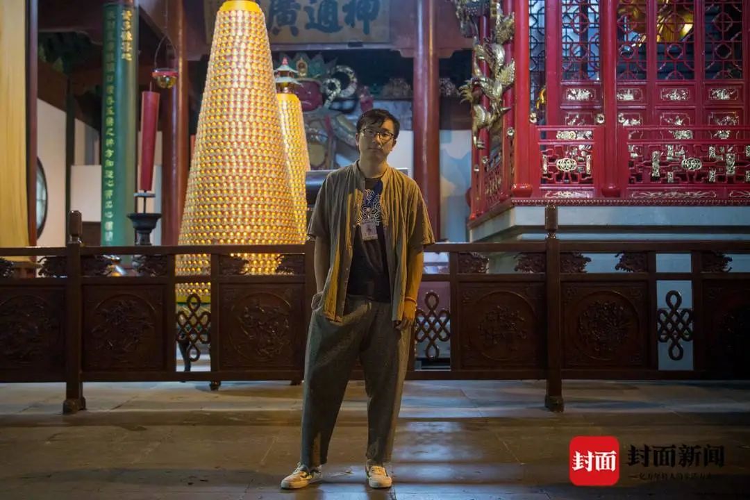 灵隐寺招人火爆热搜，不用出家！当初入职90后小伙再度走红：8小时上班制，KPI随缘596 / 作者:分叉路口 / 帖子ID:274081