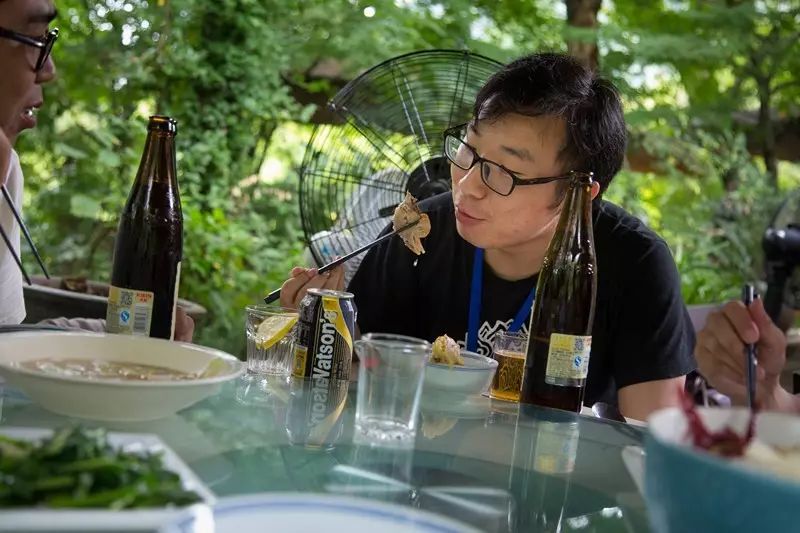 灵隐寺招人火爆热搜，不用出家！当初入职90后小伙再度走红：8小时上班制，KPI随缘954 / 作者:分叉路口 / 帖子ID:274081